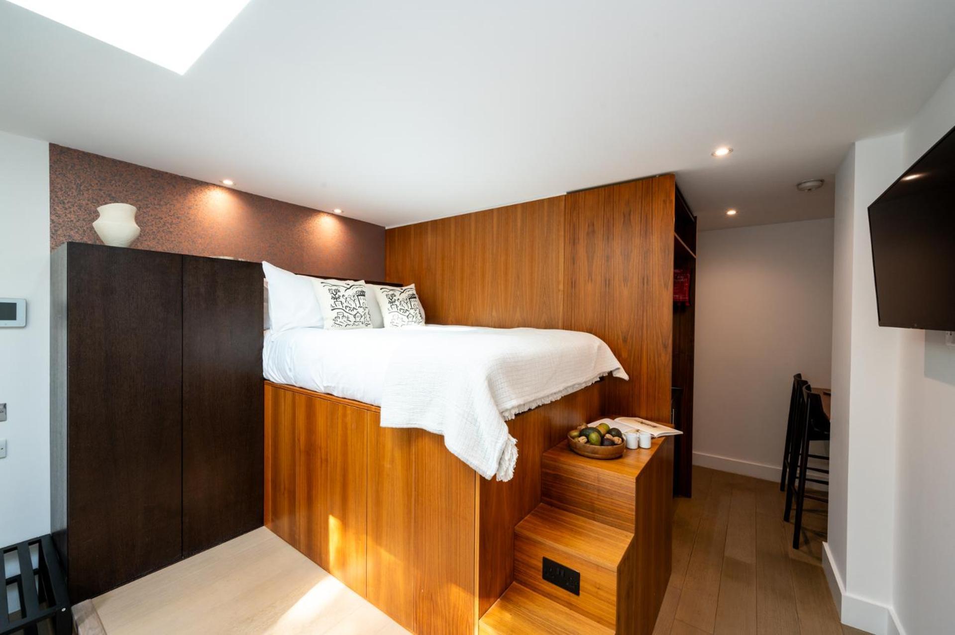 West Hampstead * London
